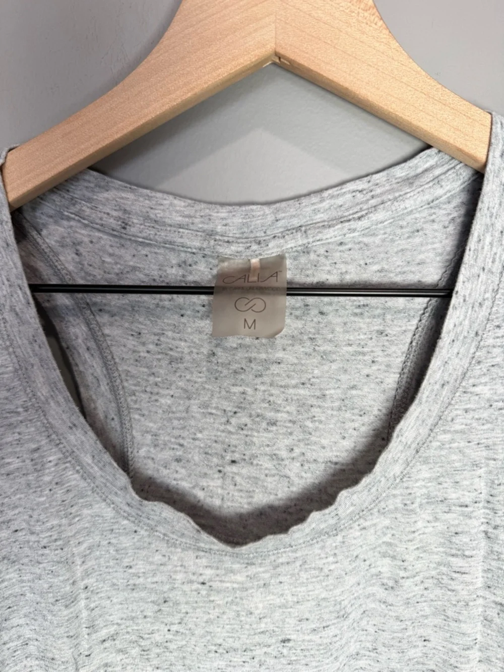 Calia Light Gray Women’s Tank Top - Casual Scoop Neck Size Medium - Picture 2 of 4